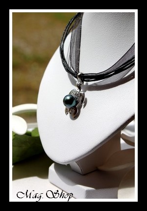 Tortue Tuanai Collier Perle de Tahiti Reflets Bleus Modèle 2 MAG.SHOP