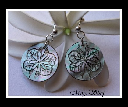 Tuamotu Fleurs de Tiaré Boucles D`Oreilles Argent 925 Nacres de Tahiti Reflets Foncés Colorés MAG.SHOP