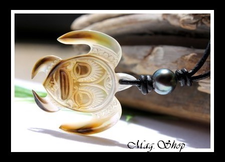 Vairao Collier Tortue Tiki Marquisienne Nacre & Perle de Tahiti Modèle 1 MAG.SHOP