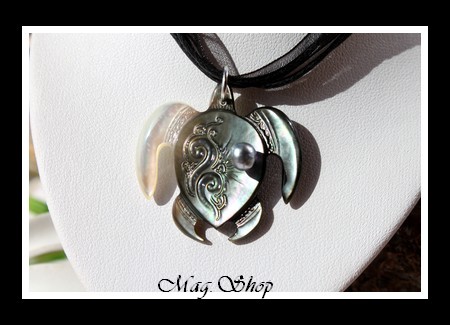 Vanihei Collier Tortue Archipels Vagues Nacre & Perle Keishi de Tahiti Modèle 7 MAG.SHOP